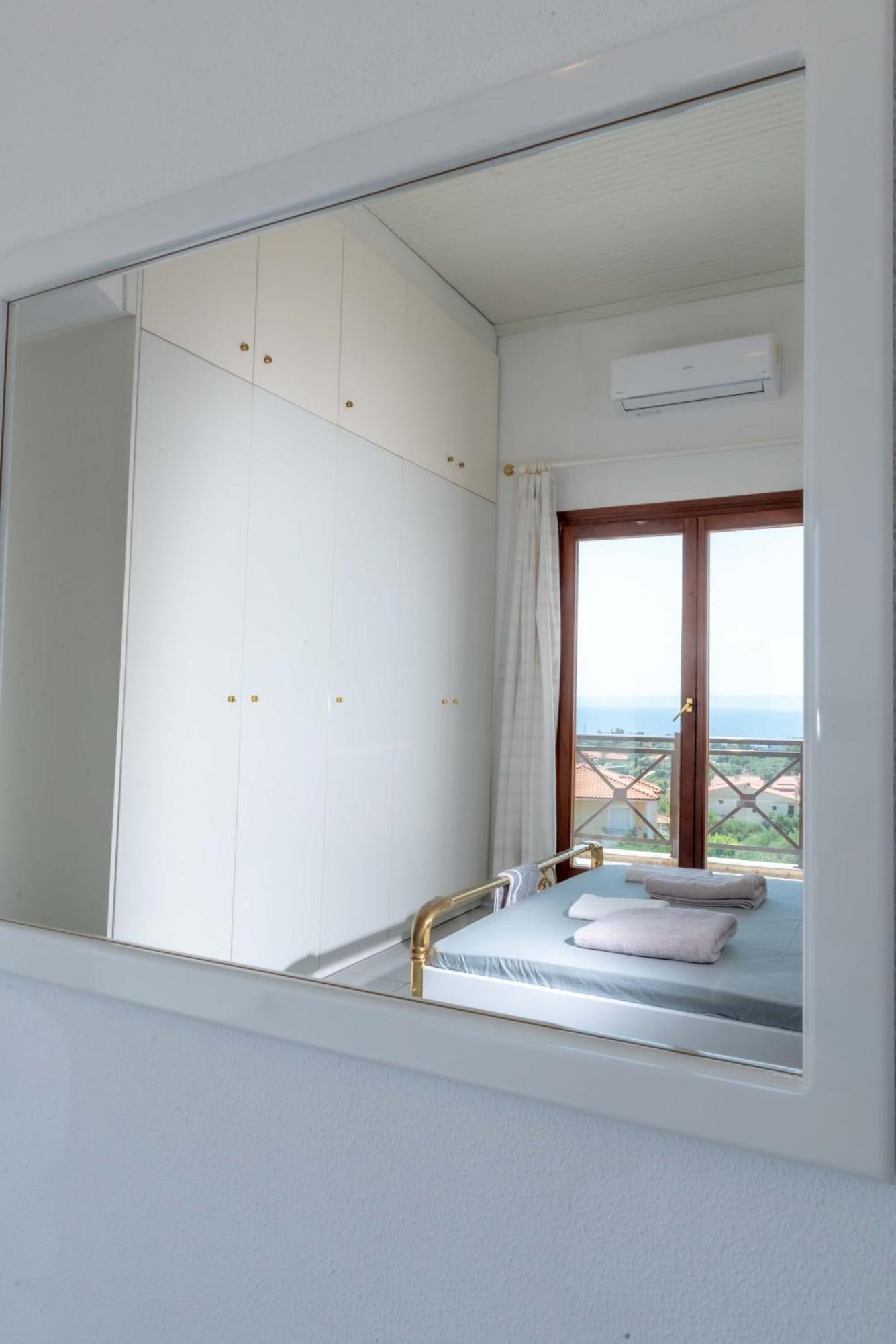 Sea View Maisonette Close To Neos Marmaras Villa Лагомандра Екстериор снимка