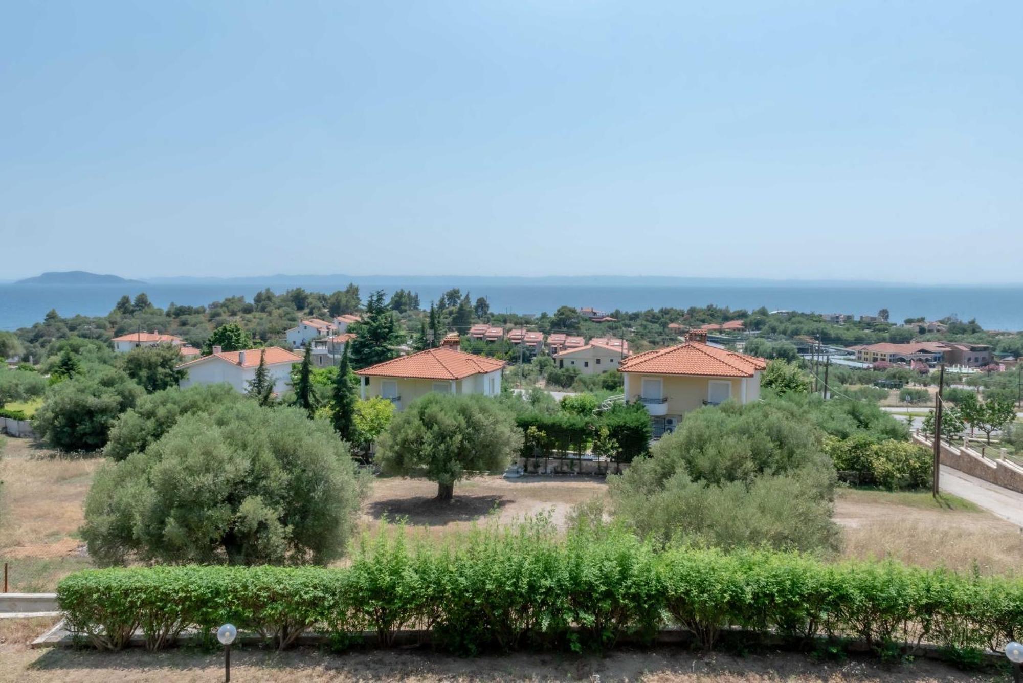 Sea View Maisonette Close To Neos Marmaras Villa Лагомандра Екстериор снимка